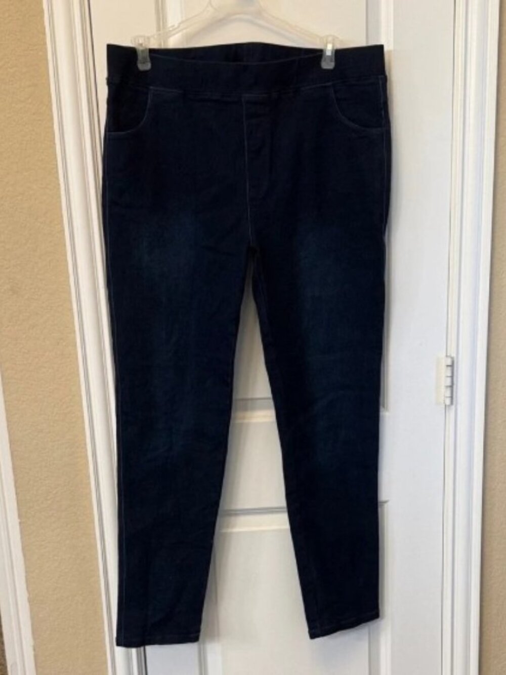 LARA Women's Size 3X Deep Blue Straight Leg Jeans Stretchy Excellent Condition